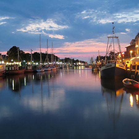 Ferienhaus Am Yachthafen, Moewe Διαμέρισμα Ρόστοκ Εξωτερικό φωτογραφία